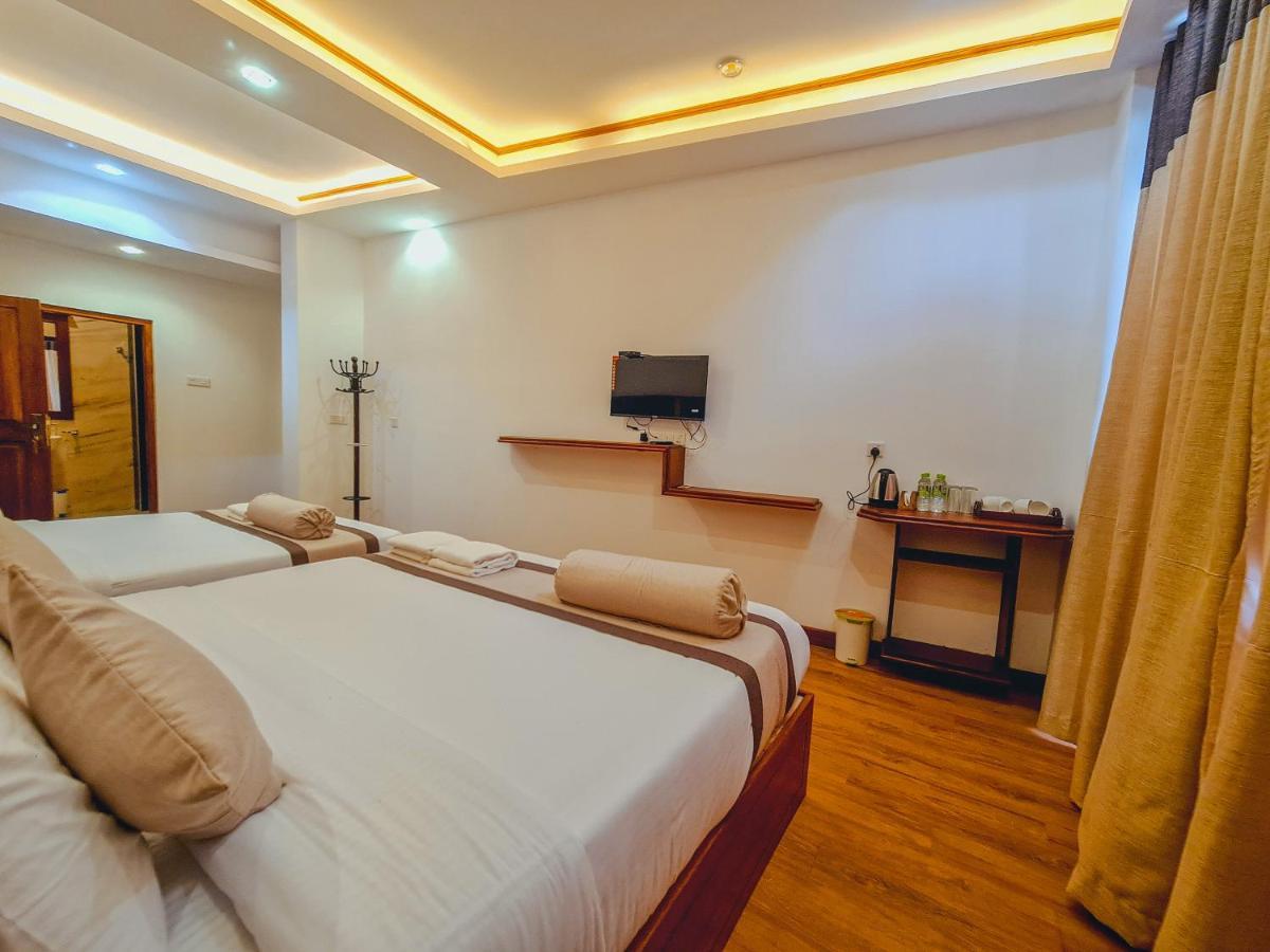 Top Rich Hotel นูวาราเอลิยา ภายนอก รูปภาพ